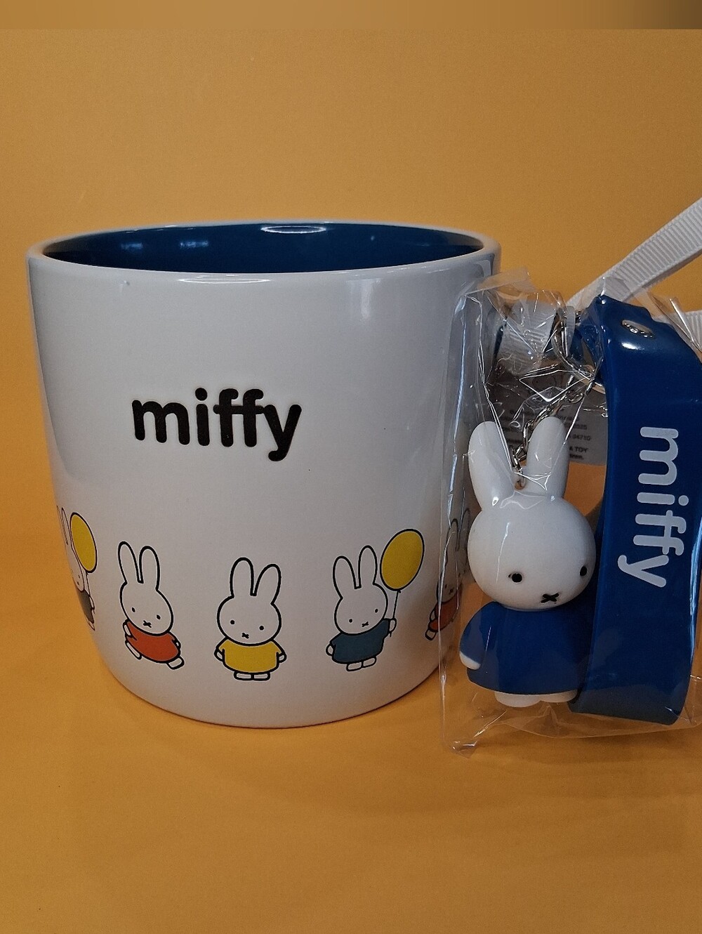 MIFFY Mug  Blue & White with Wristlet Keychain 20 oz by Magenta /Dick Brunaby